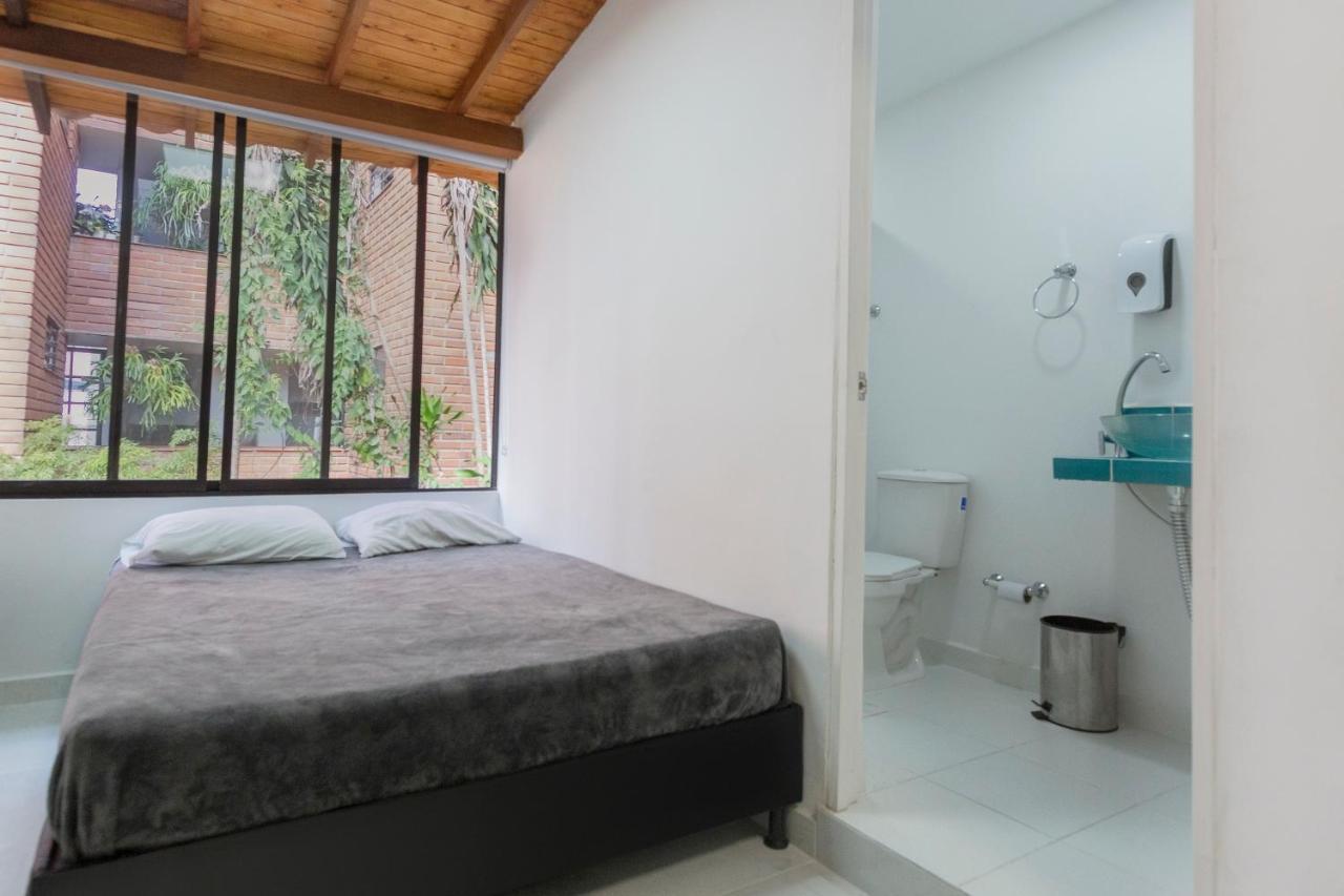 Living Hotel Medellin Bagian luar foto