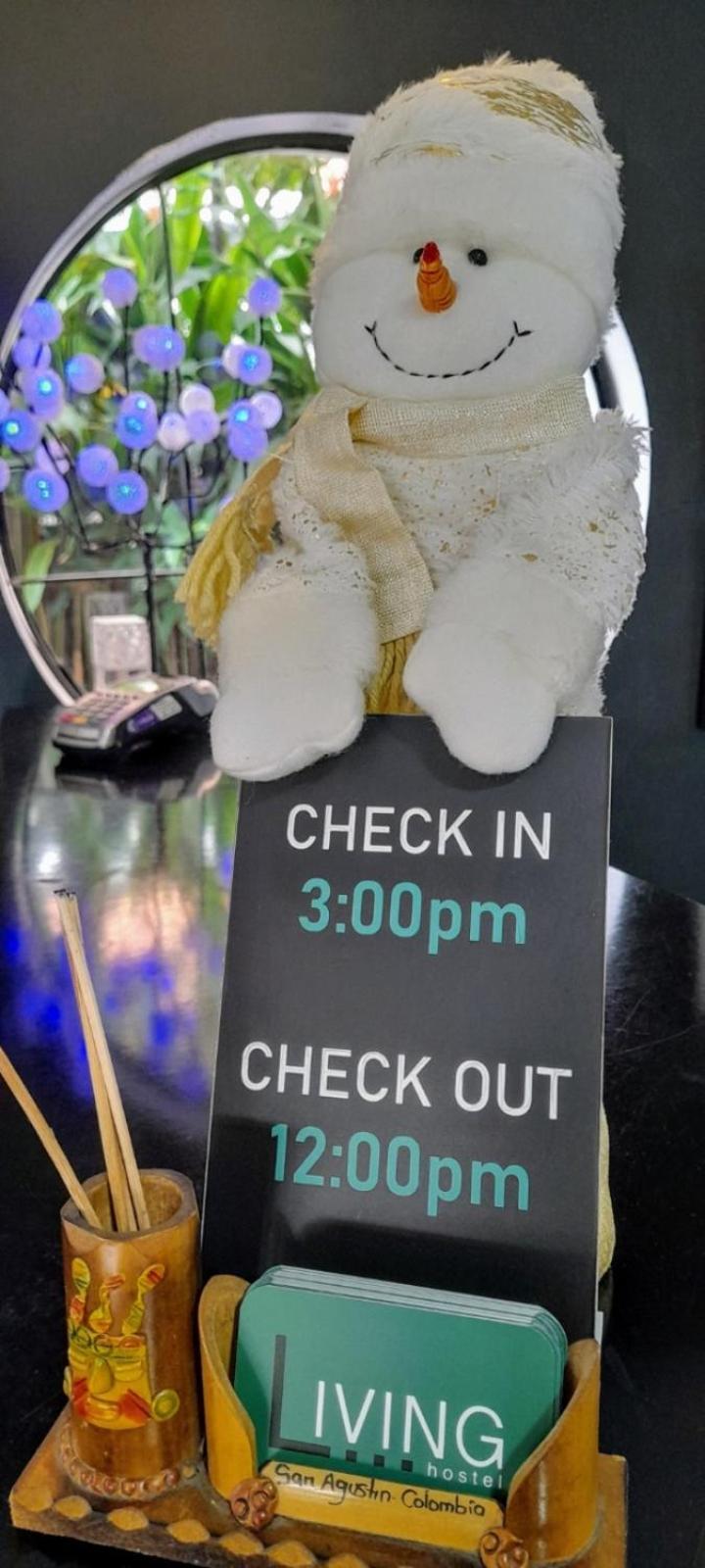 Living Hotel Medellin Bagian luar foto