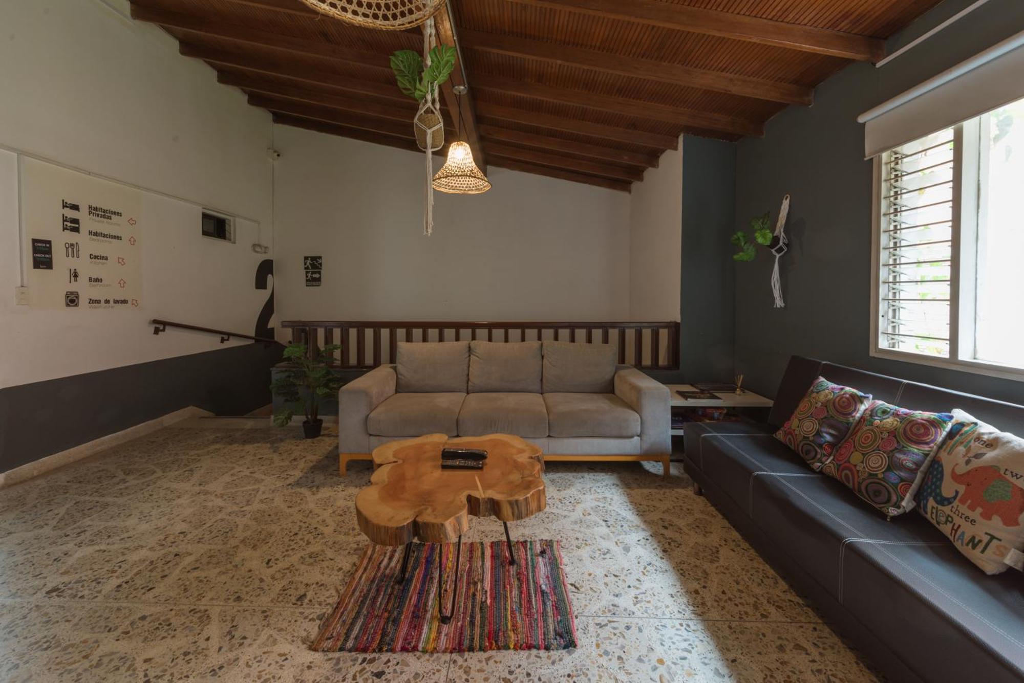 Living Hotel Medellin Bagian luar foto