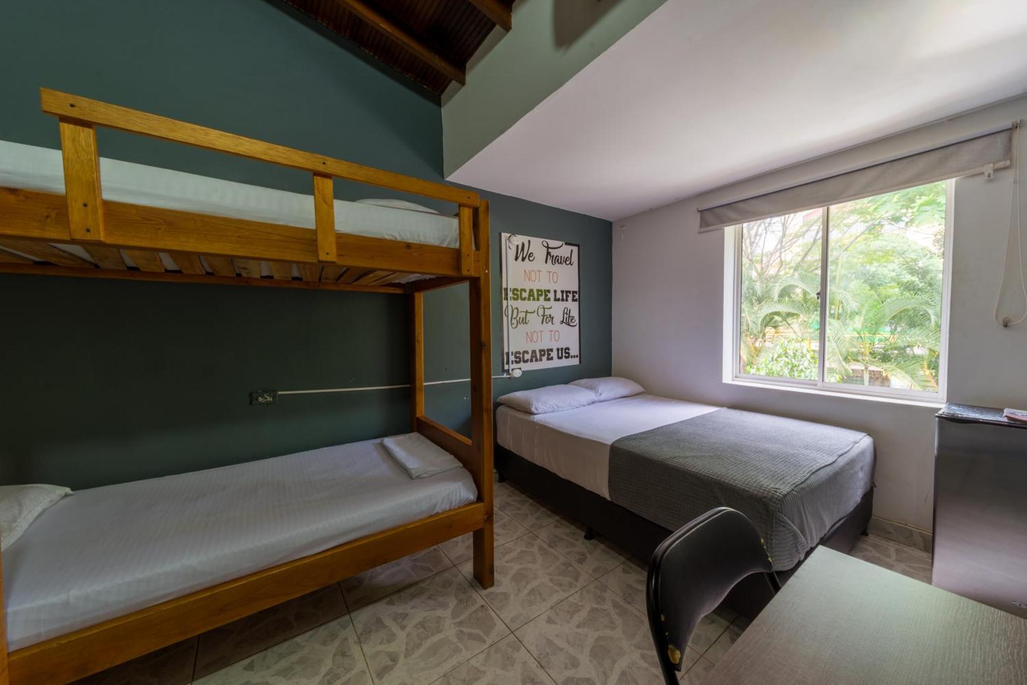 Living Hotel Medellin Bagian luar foto
