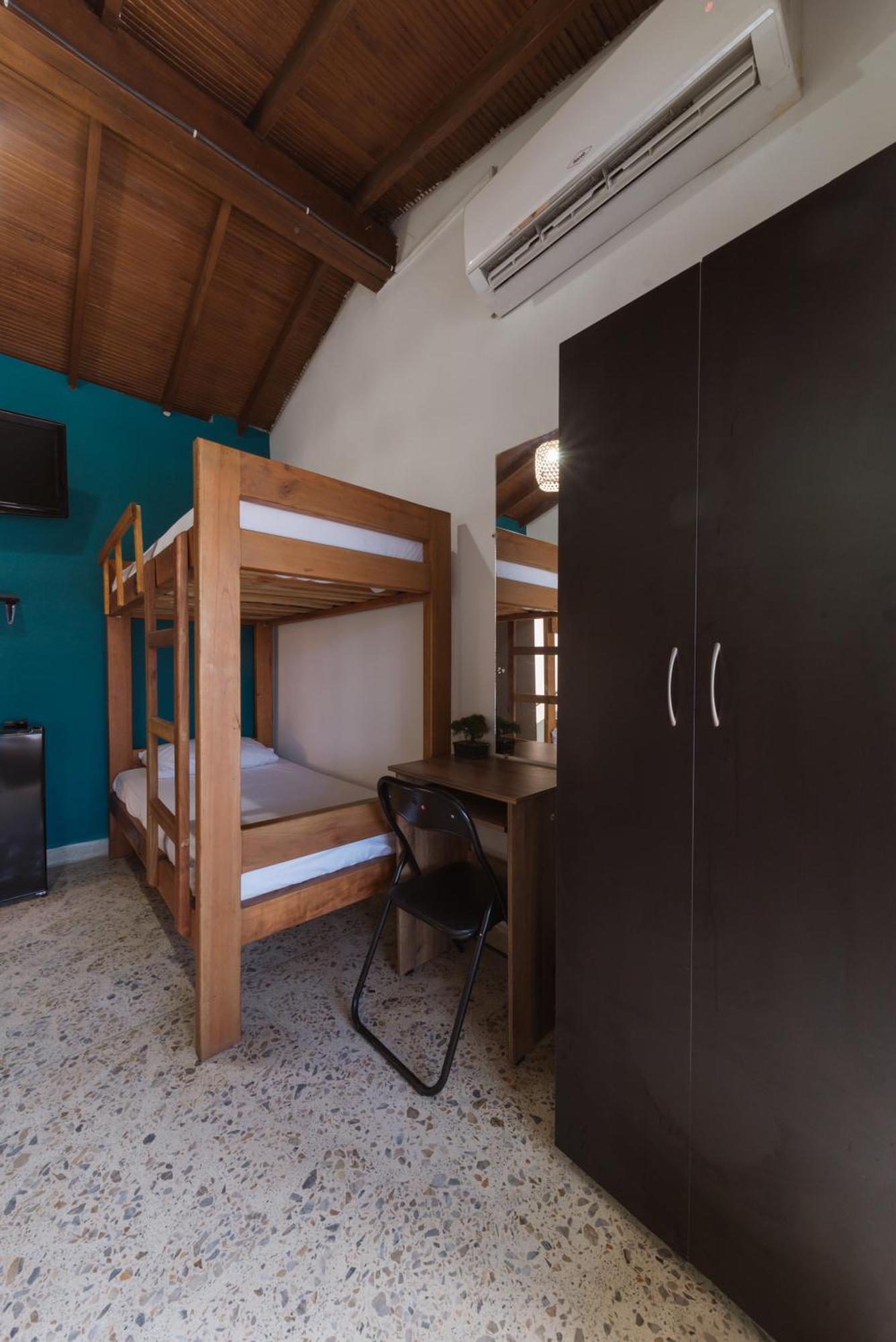 Living Hotel Medellin Bagian luar foto