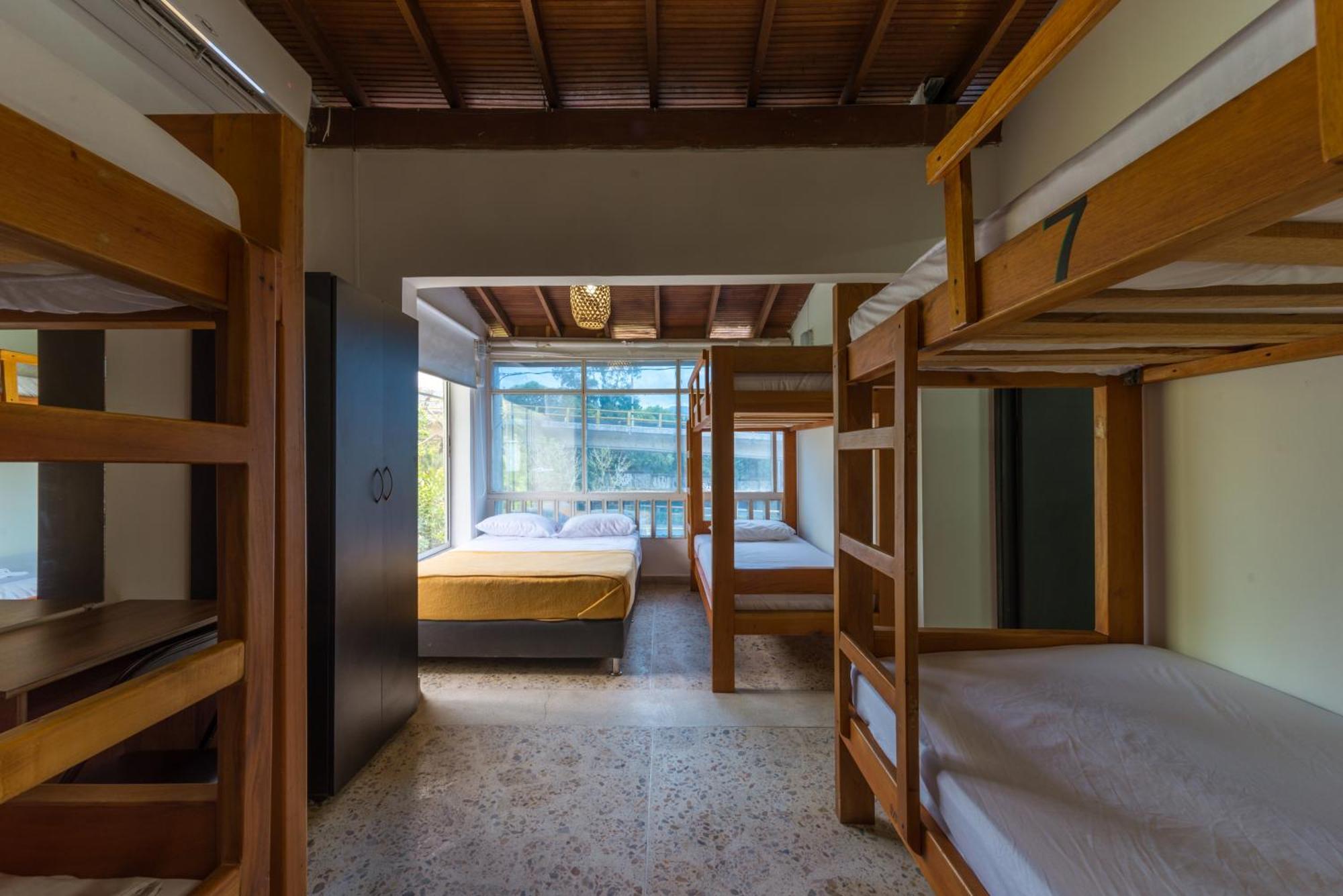 Living Hotel Medellin Bagian luar foto