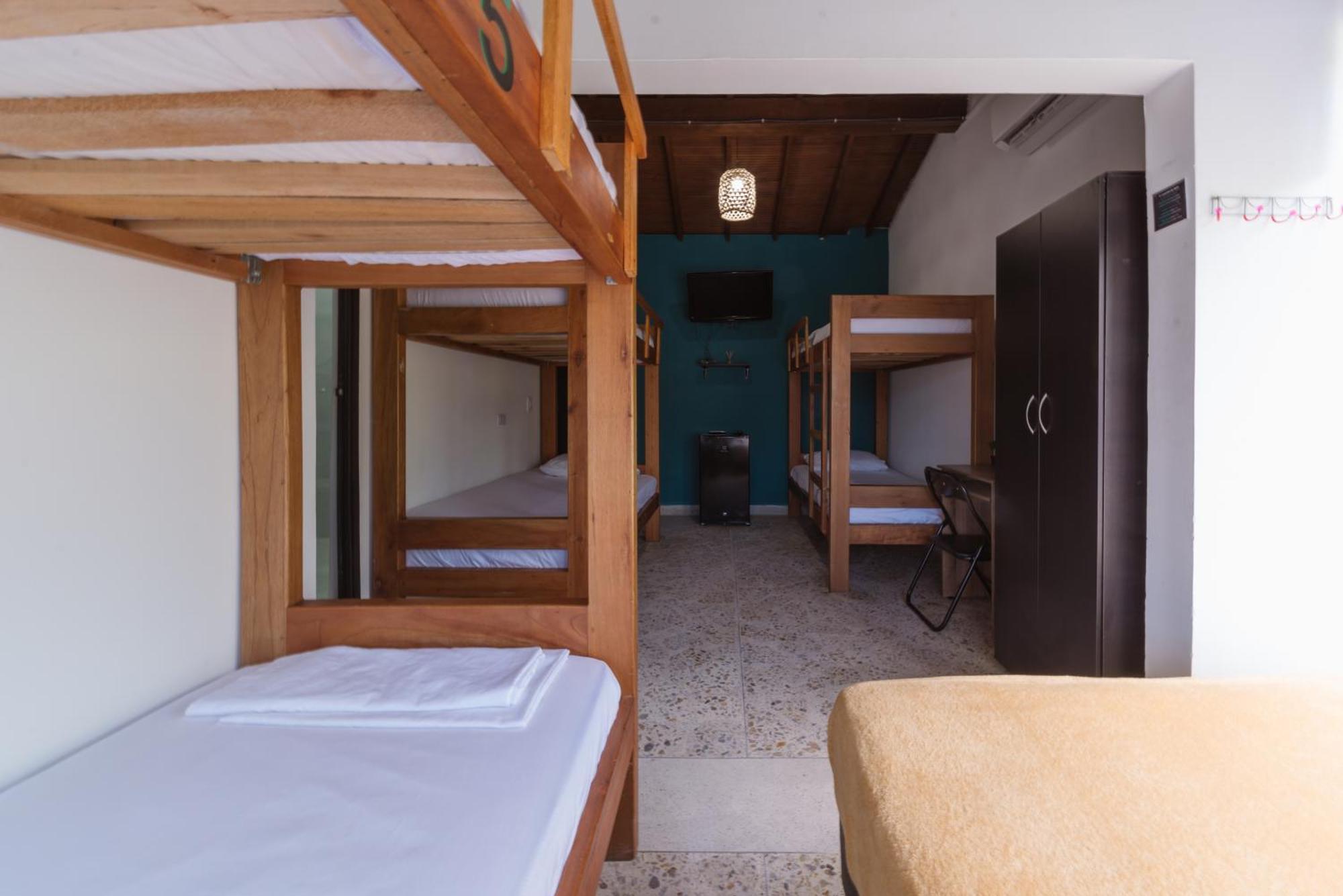 Living Hotel Medellin Bagian luar foto